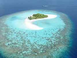 Islands in the Maldives - where sandy or gravel islands sit on top of coral reef platforms - are among those that could be affected by a global rise in sea levels. Credit: Gerd Masselink/University of Plymouth