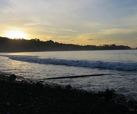 Kirakira Beach at Sunset, Makira Island. Credit - RH D 22, CC BY-SA 3.0