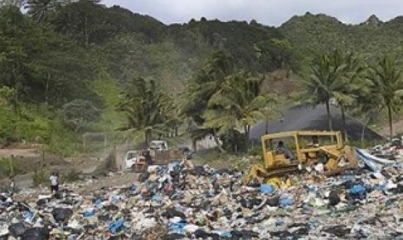 The Rarotonga landfill is full and growing. GRAY CLAPHAM 19090428/29/30/31