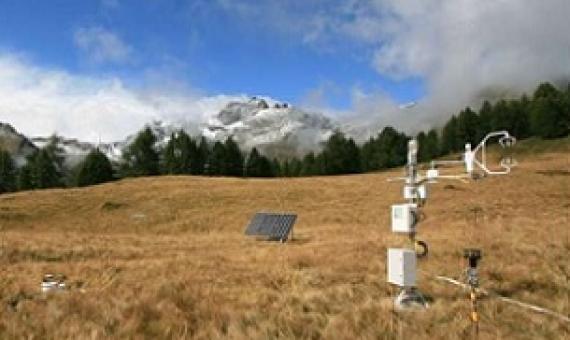 The experimental site in Torgnon (Italy), a grassland located at about 2100 m in the Western Italian Alps, and belonging to the Integrated Carbon Observation System (ICOS) and FLUXNET network. Credit: Marta Galvagno